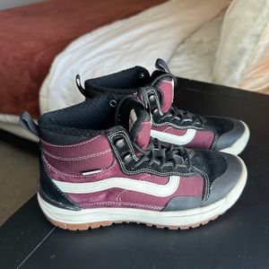 Vans Ultra Range Boots 8.5
